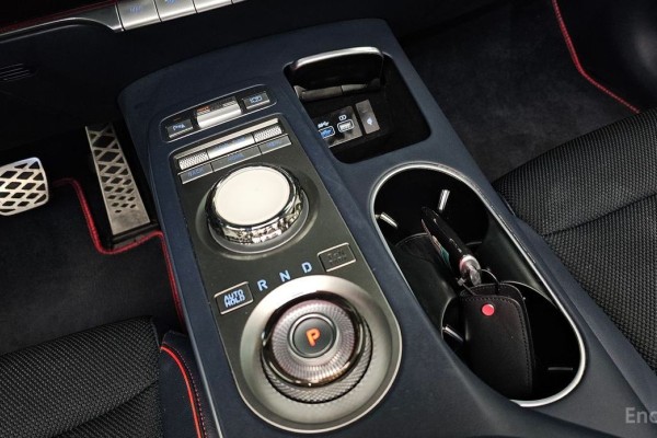 2022 Genesis GV70 с пробегом 50 358 км