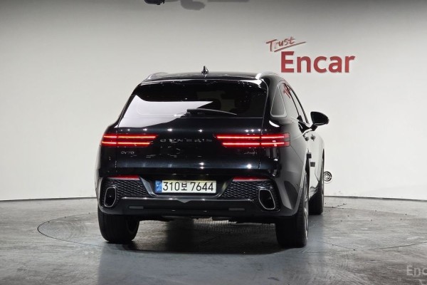 2021 Genesis GV70 с пробегом 46 652 км