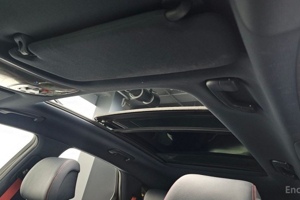 2022 Genesis GV70 с пробегом 50 358 км