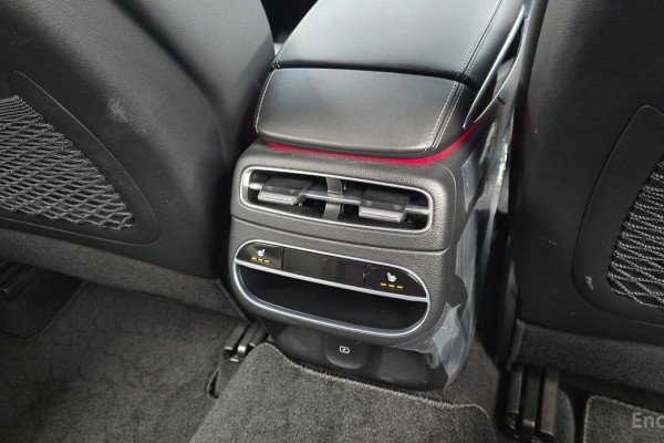 2021 Genesis GV70 с пробегом 45 407 км