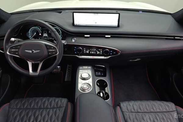 2022 Genesis GV70 с пробегом 46 647 км