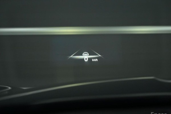 2021 Genesis GV70 с пробегом 49 831 км