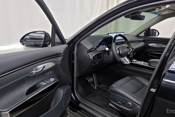 2021 Genesis GV70 с пробегом 71 272 км