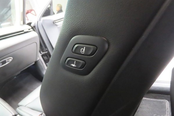 2021 Genesis GV70 с пробегом 56 292 км