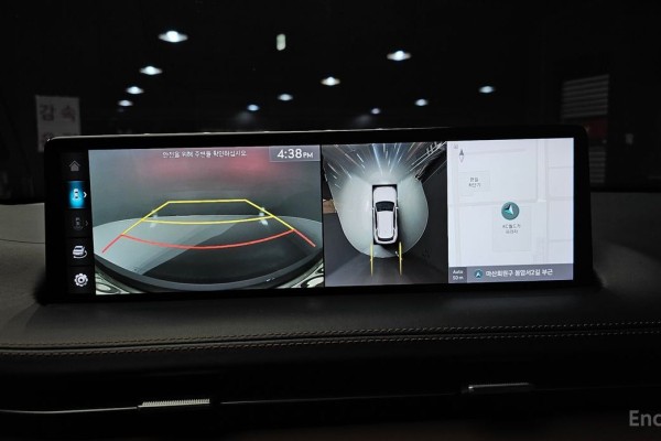 2021 Genesis GV70 с пробегом 54 838 км