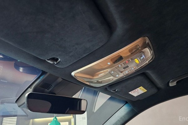 2021 Genesis GV70 с пробегом 54 838 км