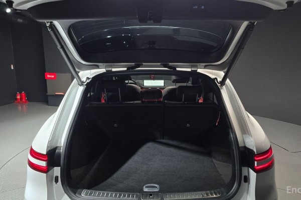 2021 Genesis GV70 с пробегом 81 912 км