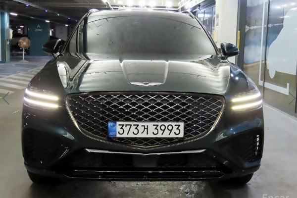 2021 Genesis GV70 с пробегом 54 818 км