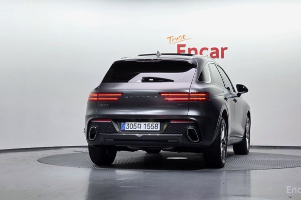 2021 Genesis GV70 с пробегом 99 240 км