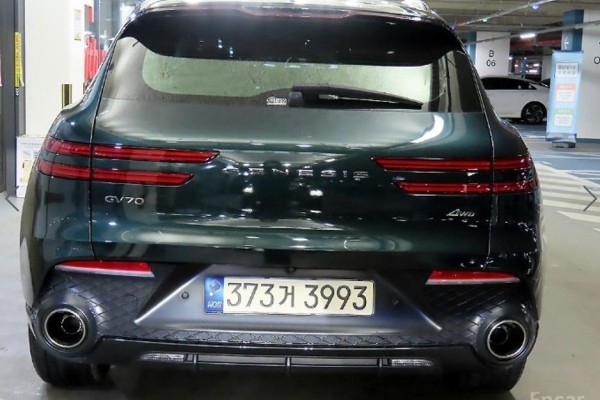 2021 Genesis GV70 с пробегом 54 818 км