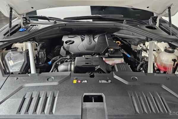 2021 Genesis GV70 с пробегом 46 152 км