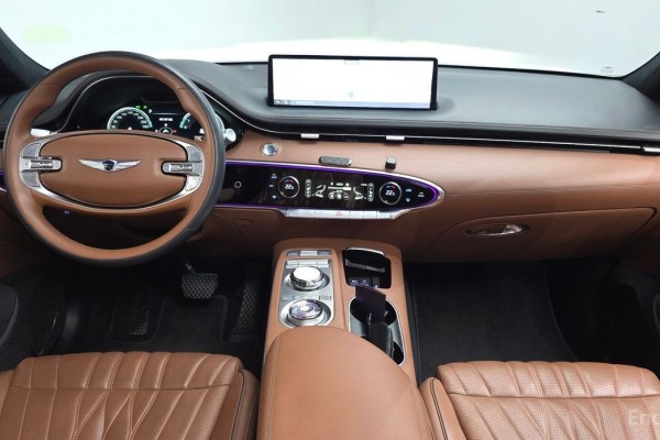 2021 Genesis GV70 с пробегом 46 152 км