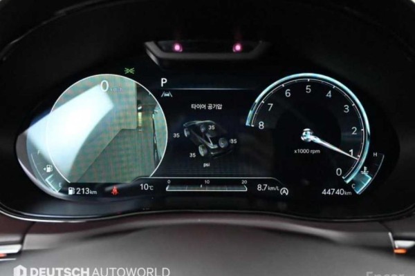 2021 Genesis GV70 с пробегом 44 738 км