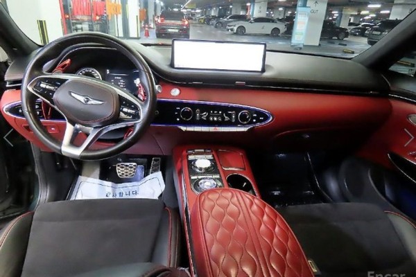 2021 Genesis GV70 с пробегом 54 818 км