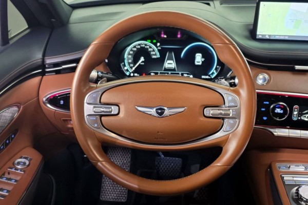 2021 Genesis GV70 с пробегом 99 240 км