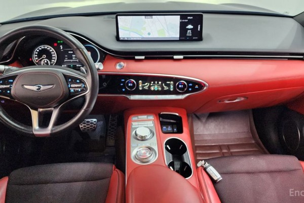 2021 Genesis GV70 с пробегом 65 144 км