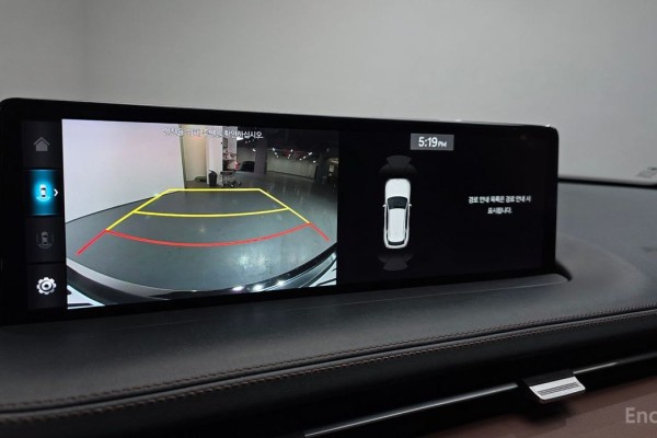 2021 Genesis GV70 с пробегом 46 152 км