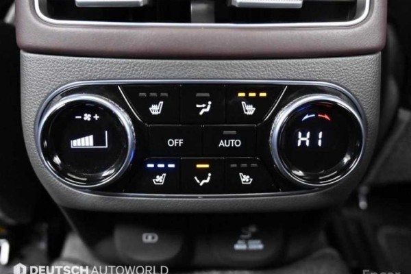 2021 Genesis GV70 с пробегом 44 738 км