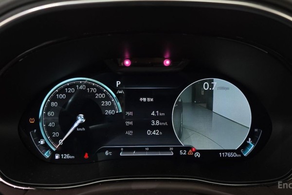 2021 Genesis GV70 с пробегом 117 650 км