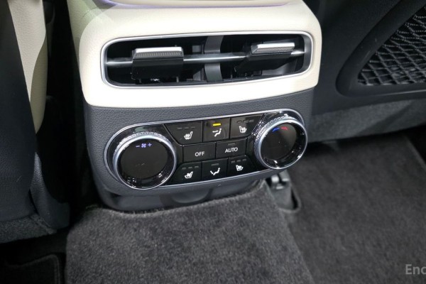 2021 Genesis GV70 с пробегом 69 510 км