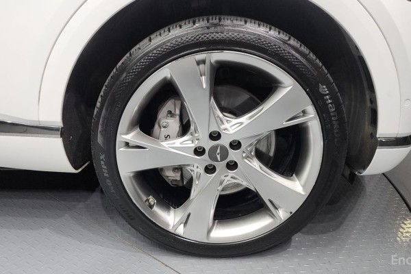 2022 Genesis GV80 с пробегом 114 416 км