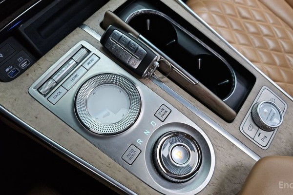 2022 Genesis GV80 с пробегом 60 728 км