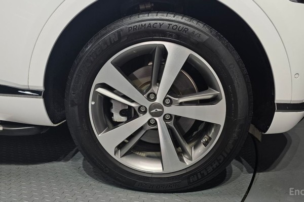 2021 Genesis GV80 с пробегом 46 485 км