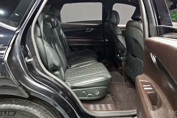 2021 Genesis GV80 с пробегом 98 703 км