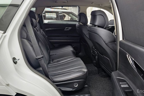 2021 Genesis GV80 с пробегом 46 731 км