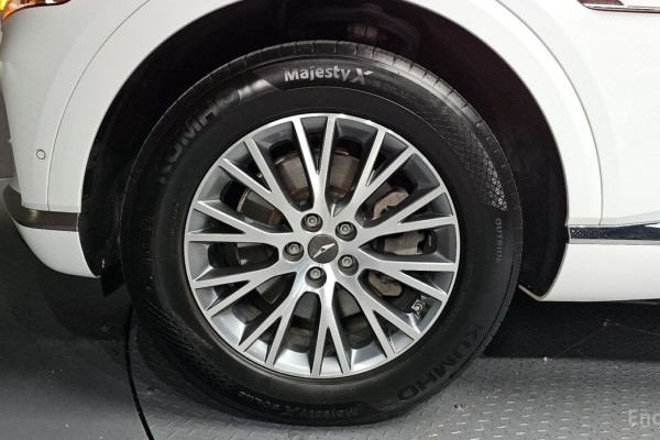 2022 Genesis GV80 с пробегом 82 914 км