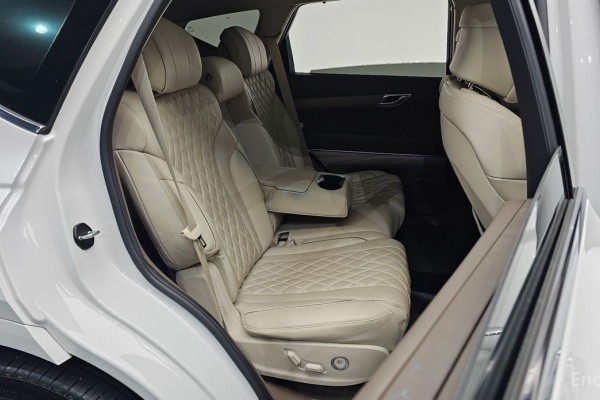 2022 Genesis GV80 с пробегом 130 686 км