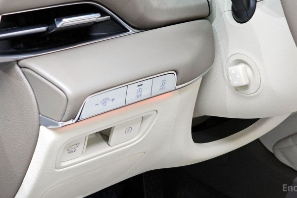 2022 Genesis GV80 с пробегом 82 914 км