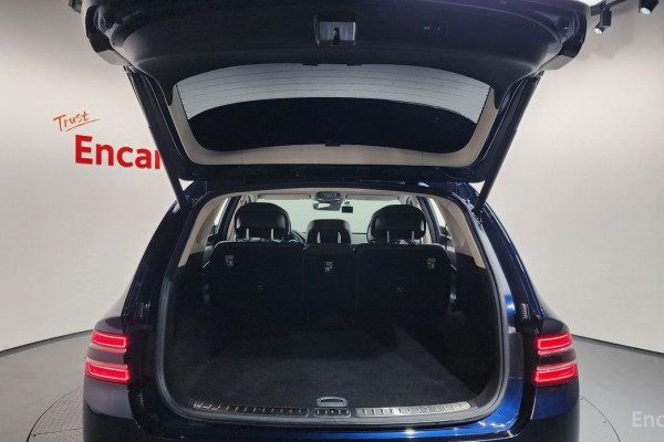 2022 Genesis GV80 с пробегом 80 404 км