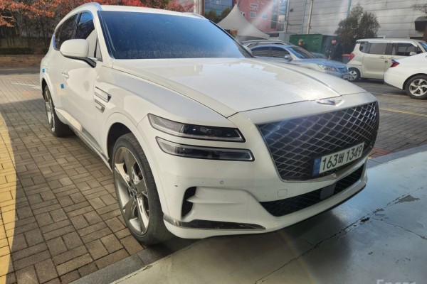 2021 Genesis GV80 с пробегом 115 857 км
