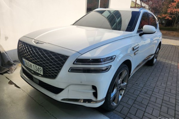 2021 Genesis GV80 с пробегом 115 857 км