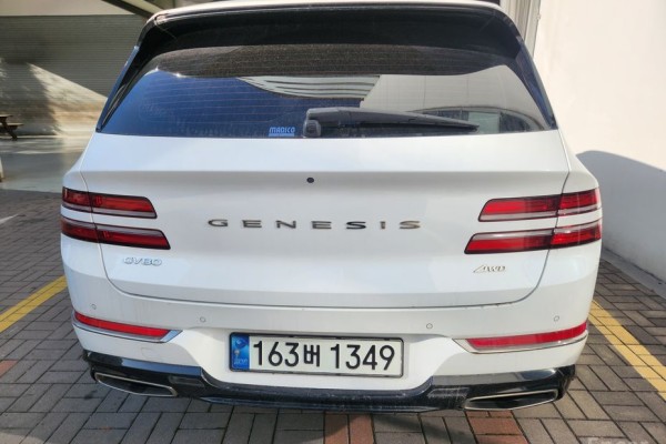 2021 Genesis GV80 с пробегом 115 857 км