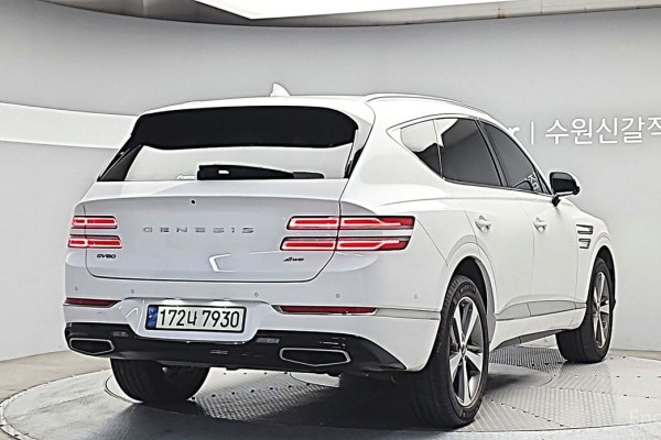 2021 Genesis GV80 с пробегом 75 008 км