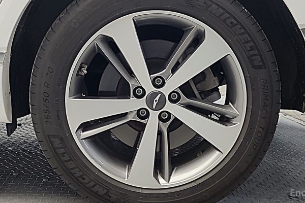 2021 Genesis GV80 с пробегом 75 008 км