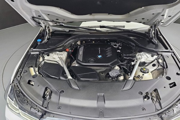 2021 BMW 6 серии с пробегом 123 812 км