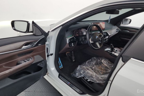 2020 BMW 6 серии с пробегом 42 870 км