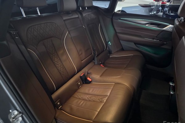 2023 BMW 6 серии с пробегом 48 728 км