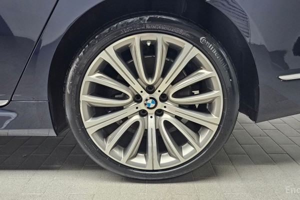 2017 BMW 7 серии с пробегом 118 872 км