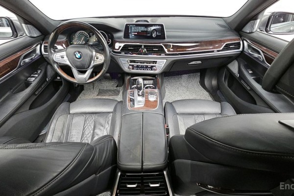 2015 BMW 7 серии с пробегом 126 253 км