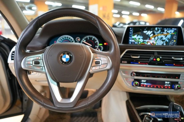 2016 BMW 7 серии с пробегом 124 044 км