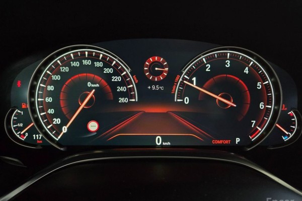 2016 BMW 7 серии с пробегом 143 797 км