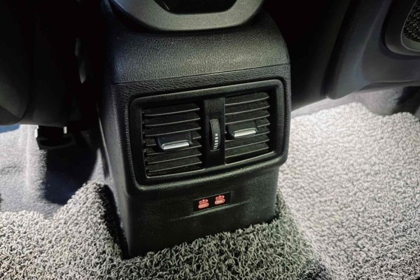 2020 BMW X1 с пробегом 63 000 км