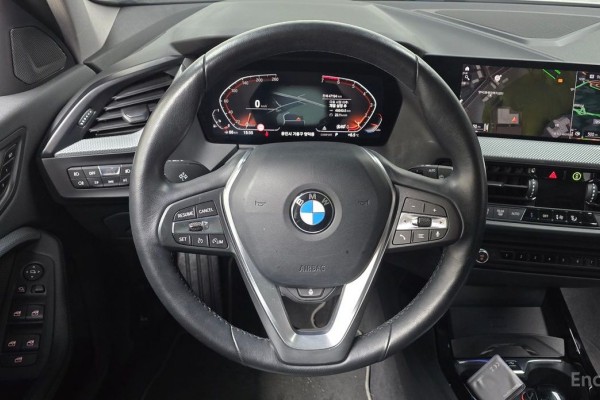 2021 BMW 1 серии с пробегом 47 194 км