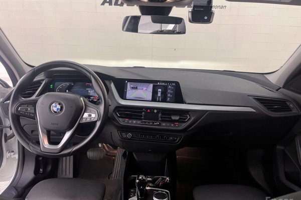 2022 BMW 1 серии с пробегом 82 775 км