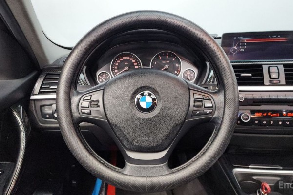 2015 BMW 3 серии с пробегом 106 584 км