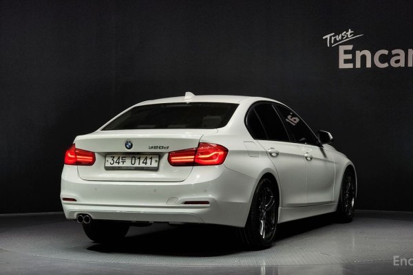 2015 BMW 3 серии с пробегом 111 968 км